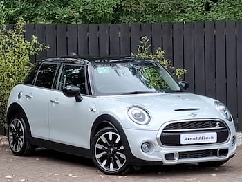 Used MINI Hatch 2021 for sale - 79529776: Photo