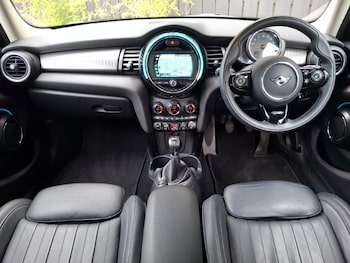 Used MINI Hatch 2021 for sale - 79529776: Photo