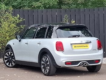 Used MINI Hatch 2021 for sale - 79529776: Photo
