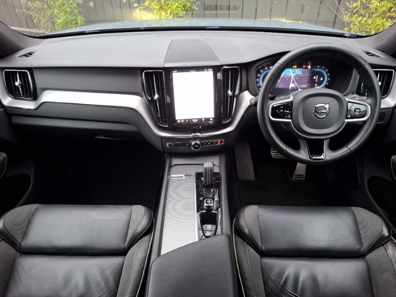 Used Volvo XC60 2022 for sale - 77503391: Photo 2