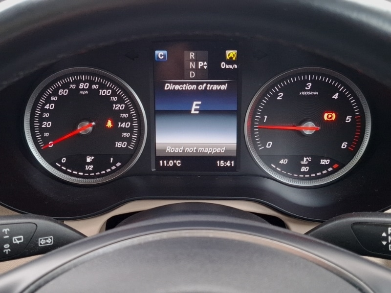 Used Mercedes-Benz GLC 2019 for sale - 77660889: Photo 11