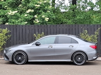 Used Mercedes-Benz 200 2025 for sale - 78735476: Photo