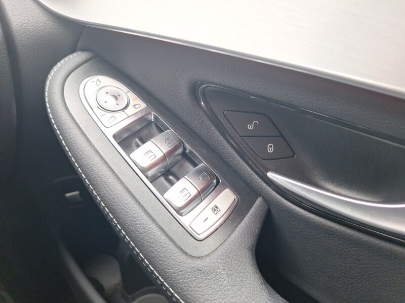 Used Mercedes-Benz GLC 2023 for sale - 77669847: Photo 17