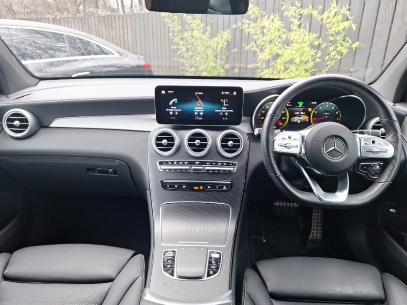 Used Mercedes-Benz GLC 2023 for sale - 77669847: Photo 2