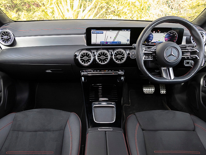 Used Mercedes-Benz CLA 2024 for sale - 76951800: Photo 2