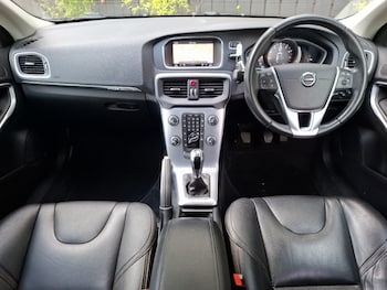 Used Volvo V40 2017 for sale - 78811766: Photo