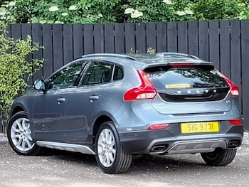 Used Volvo V40 2017 for sale - 78811766: Photo