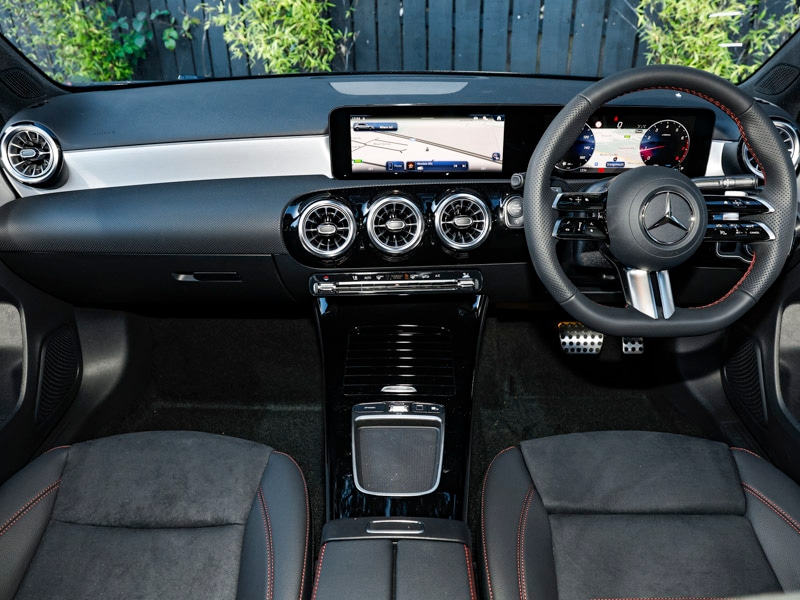 Used Mercedes-Benz A-Class 2025 for sale - 76130003: Photo 2