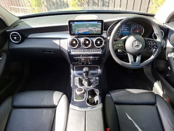 Used Mercedes-Benz C Class 2019 for sale - 78572591: Photo
