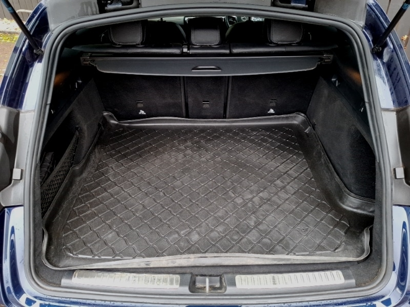 Used Mercedes-Benz EQC 2022 for sale - 76155687: Photo 8