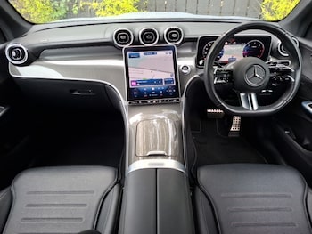 Used Mercedes-Benz GLC 2023 for sale - 76800178: Photo