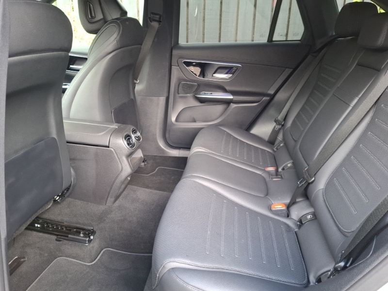 Used Mercedes-Benz GLC 2023 for sale - 76800178: Photo 6