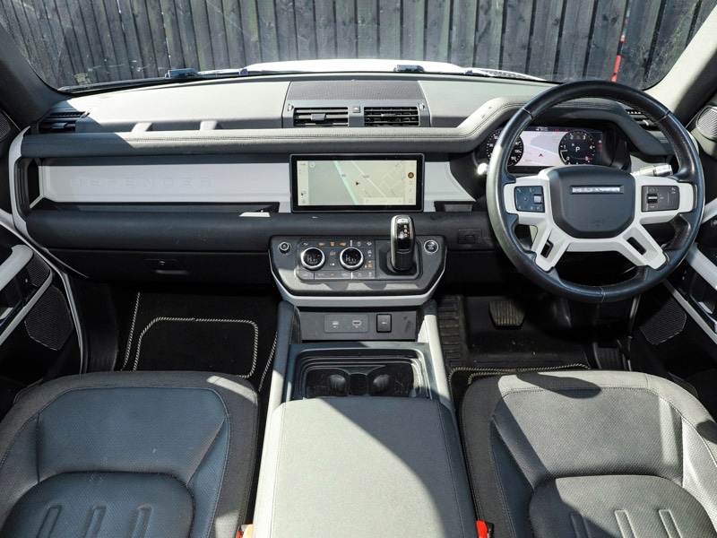 Used Land Rover Defender 2020 for sale - 77352787: Photo 2