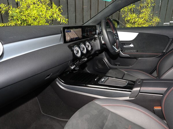 Used Mercedes-Benz A-Class 2024 for sale - 75522744: Photo 2