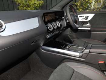 Used Mercedes-Benz GLA 2024 for sale - 74219142: Photo