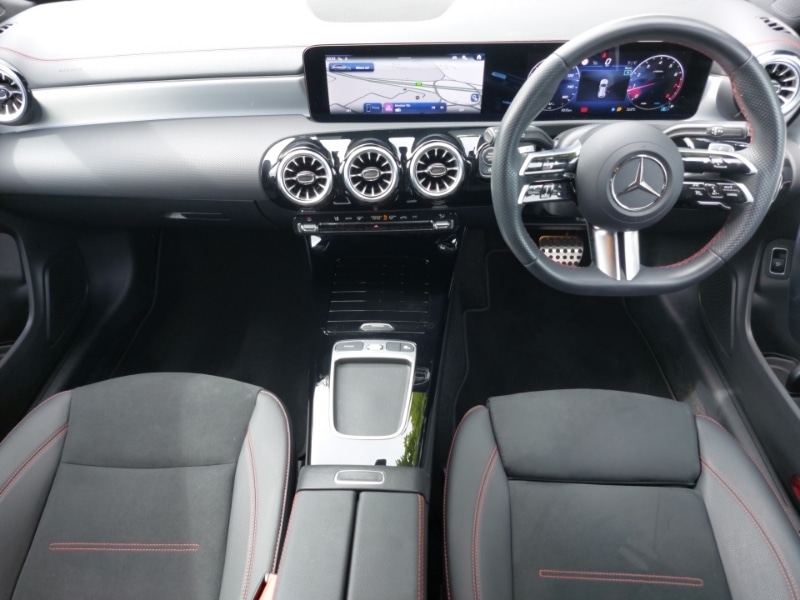 Used Mercedes-Benz CLA 2024 for sale - 76967249: Photo 2