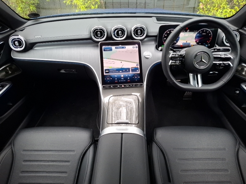 Used Mercedes-Benz C Class 2024 for sale - 76704802: Photo 2