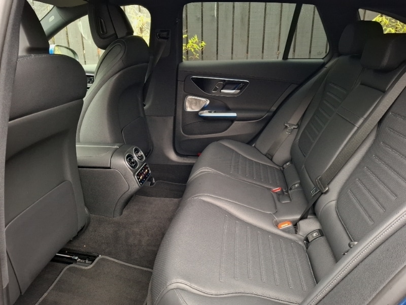 Used Mercedes-Benz C Class 2024 for sale - 76704802: Photo 6