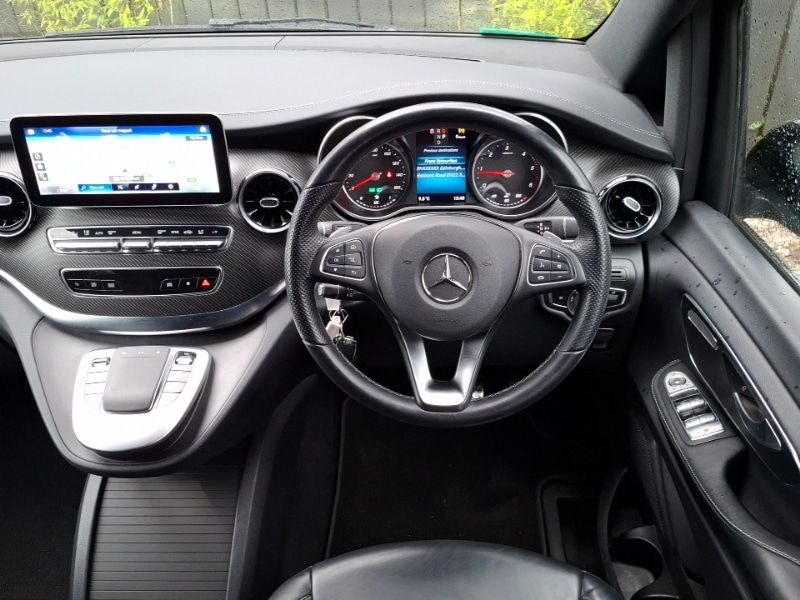 Used Mercedes-Benz V-Class 2023 for sale - 77223572: Photo 7