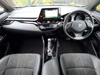 Used Toyota C-HR 2022 for sale - 79070223: Photo