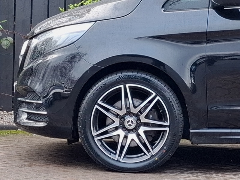 Used Mercedes-Benz V-Class 2023 for sale - 77232770: Photo 12