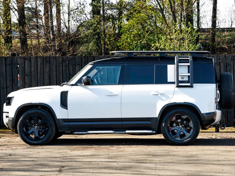 Used Land Rover Defender 2020 for sale - 77453869: Photo 4