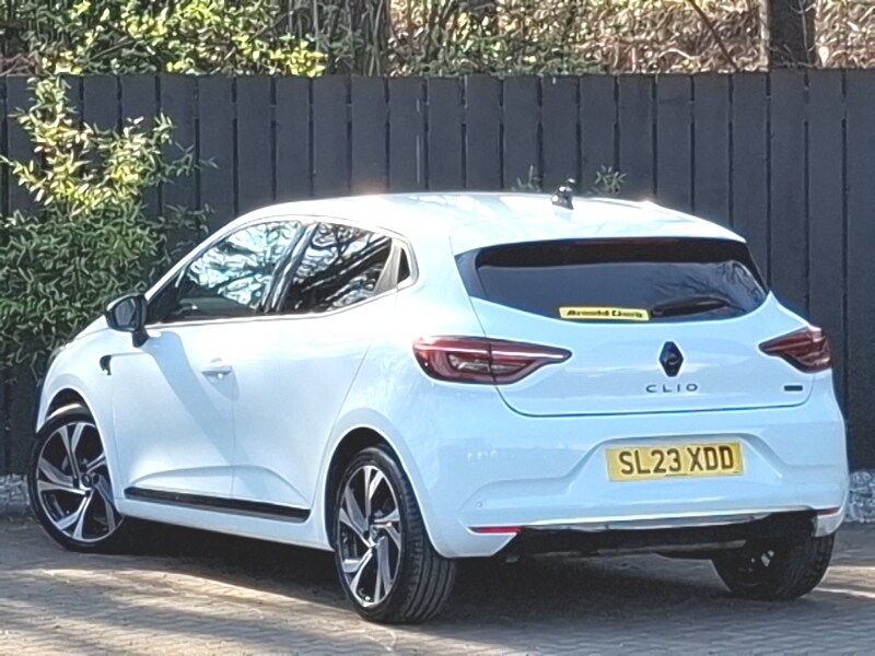 Used Renault Clio 2023 for sale - 77963934: Photo 3