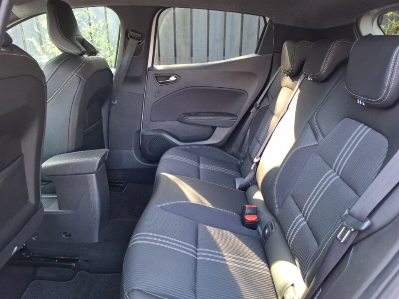 Used Renault Clio 2023 for sale - 77963934: Photo 6