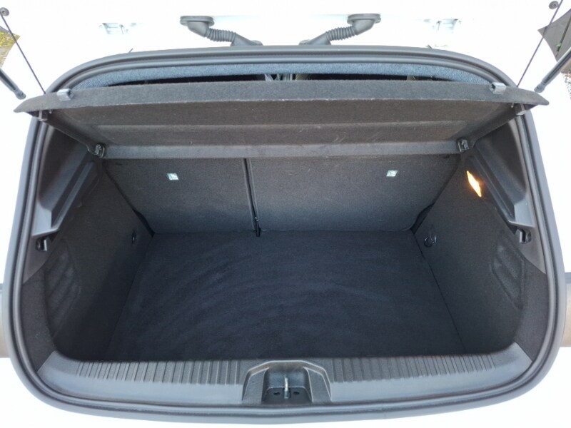 Used Renault Clio 2023 for sale - 77963934: Photo 8