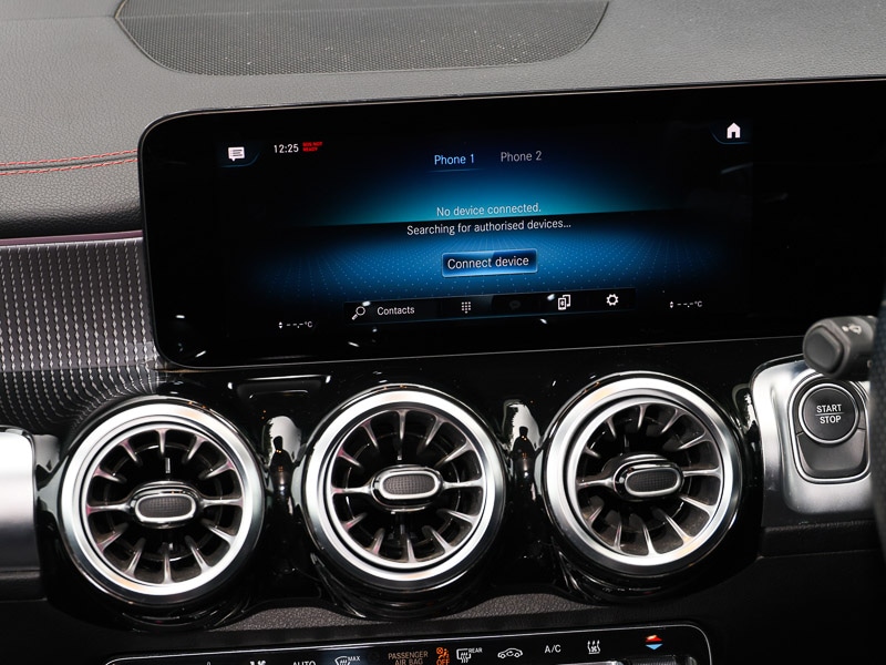 Used Mercedes-Benz EQB 2023 for sale - 75971844: Photo 17