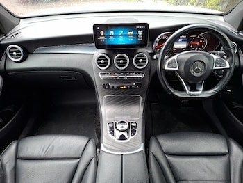 Used Mercedes-Benz GLC 2018 for sale - 77600805: Photo