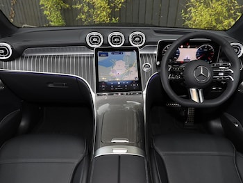 Used Mercedes-Benz GLC 2024 for sale - 75045750: Photo
