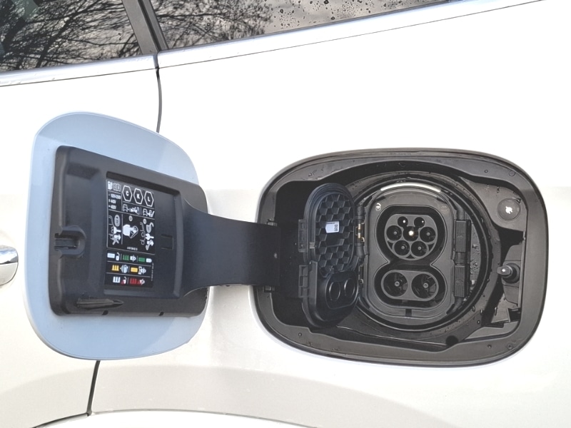 Used Mercedes-Benz GLC 2025 for sale - 77299459: Photo 14