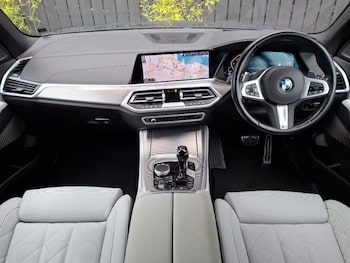 Used BMW 5 Series 2023 for sale - 79549895: Photo