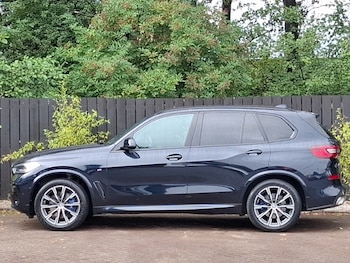 Used BMW 5 Series 2023 for sale - 79549895: Photo