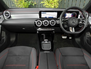 Used Mercedes-Benz CLA 2024 for sale - 76213179: Photo 2