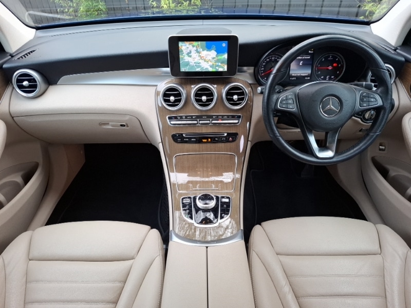 Used Mercedes-Benz GLC 2019 for sale - 78094046: Photo 2