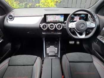 Used Mercedes-Benz EQA 2021 for sale - 76233653: Photo 2