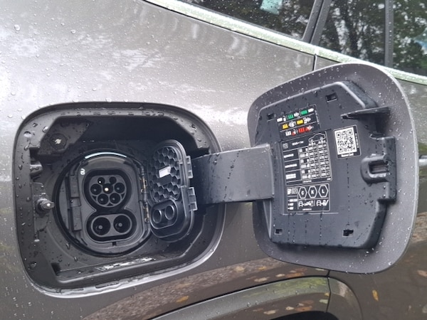 Used Mercedes-Benz EQA 2024 for sale - 76204886: Photo 13