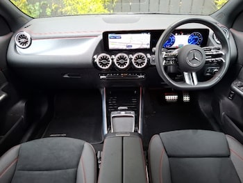 Used Mercedes-Benz EQA 2024 for sale - 76204886: Photo 2