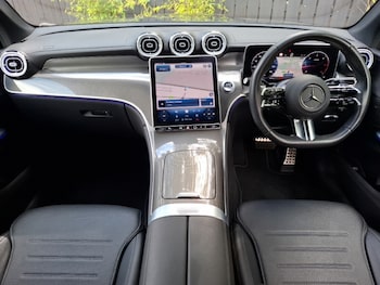 Used Mercedes-Benz GLC 2023 for sale - 79299008: Photo