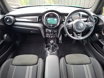 Used MINI Hatch 2019 for sale - 77644673: Photo