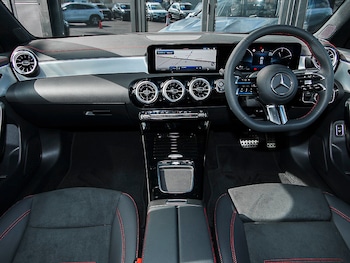 Used Mercedes-Benz CLA 2022 for sale - 75050013: Photo