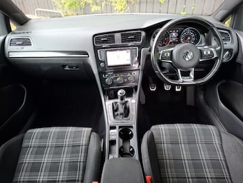 Used Volkswagen Golf 2016 for sale - 78860899: Photo