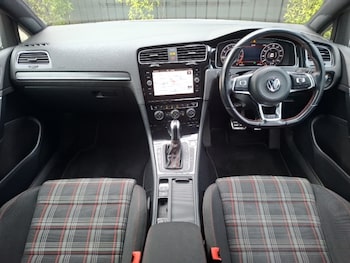 Used Volkswagen Golf 2020 for sale - 78094103: Photo