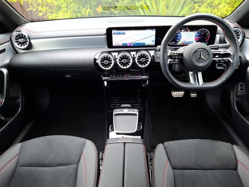 Used Mercedes-Benz CLA 2024 for sale - 76543499: Photo 2