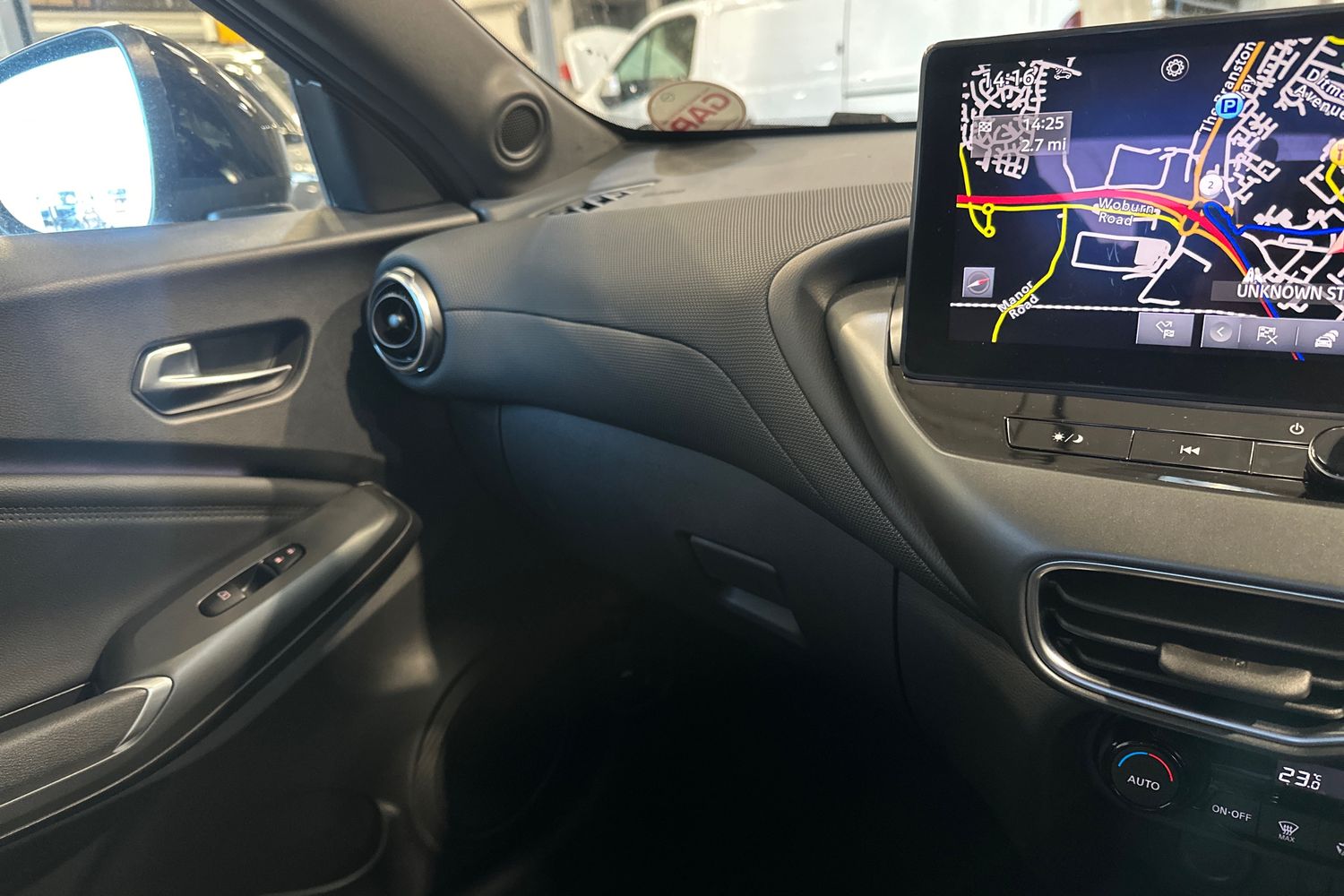 Used Nissan Juke 2024 for sale - 76872168: Photo 34