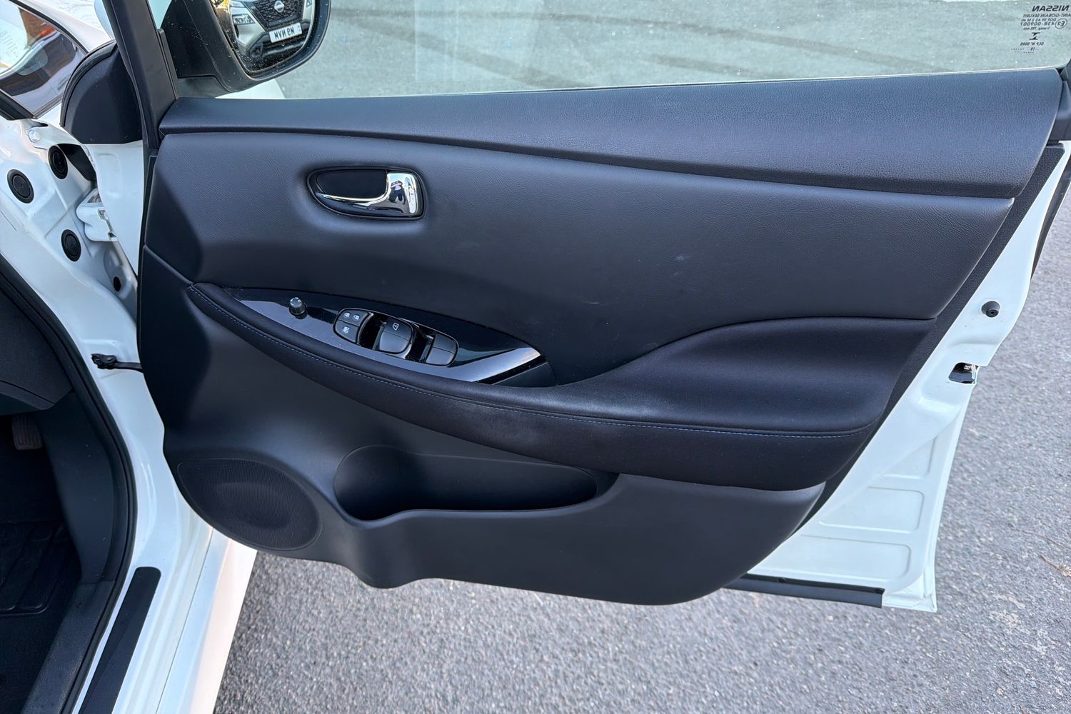 Used Nissan Leaf 2020 for sale - 77167333: Photo 34