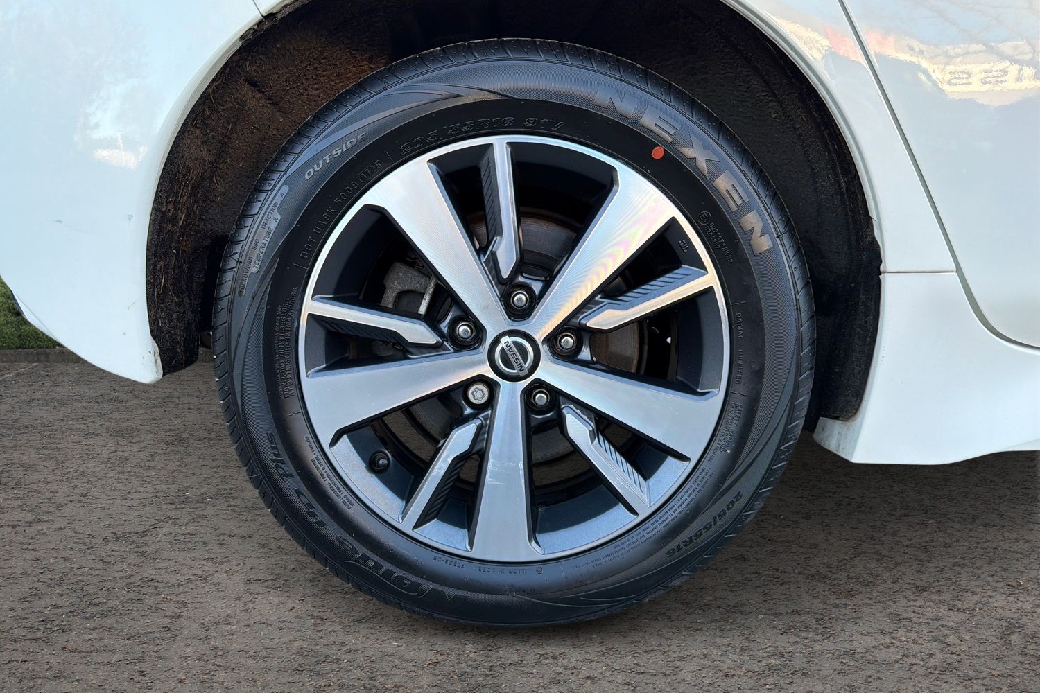 Used Nissan Leaf 2020 for sale - 77167333: Photo 9