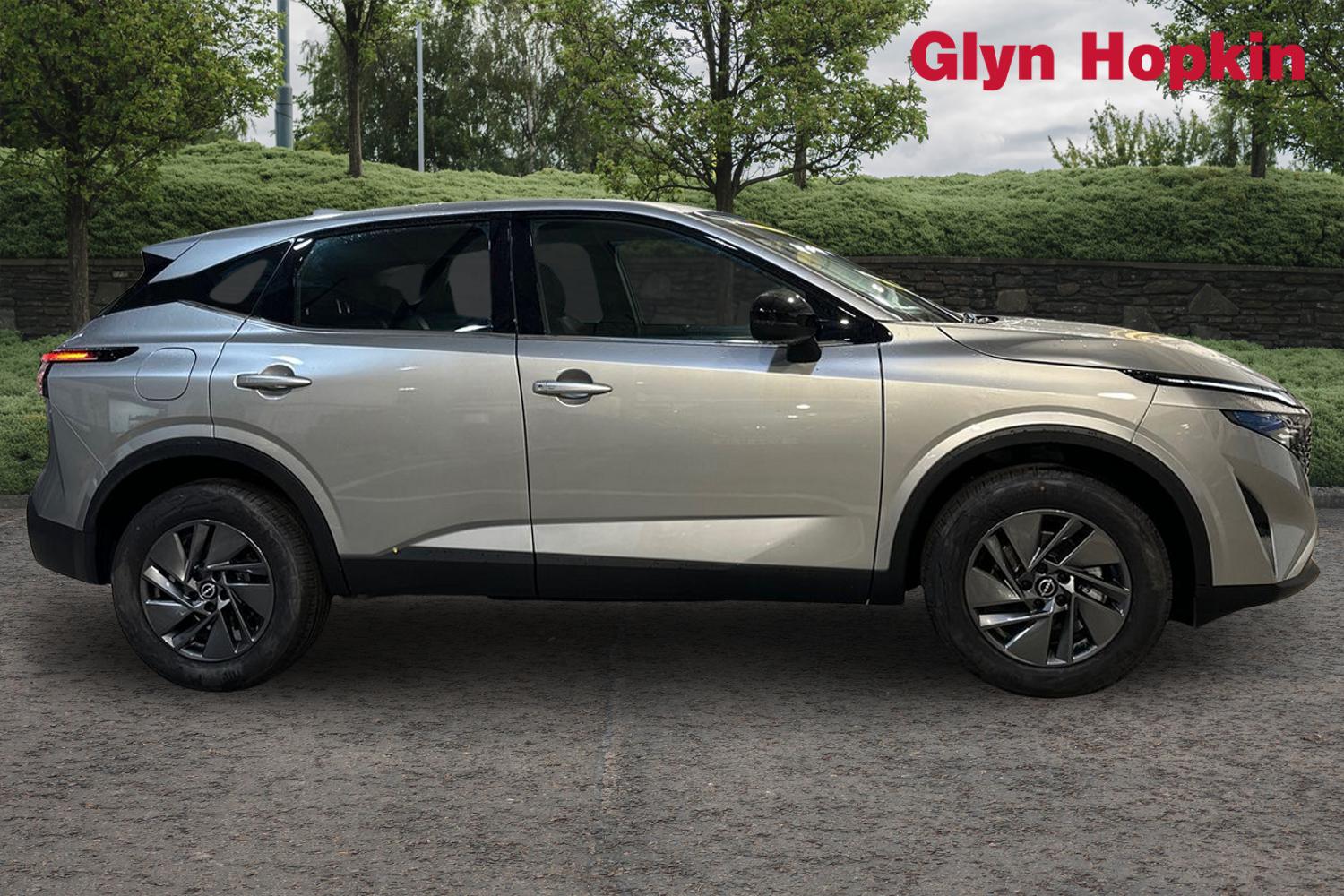 Used Nissan Qashqai 2025 for sale - 76869630: Photo 2